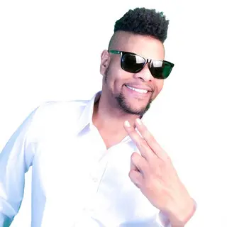 DJ