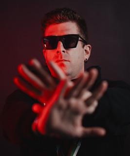 MR