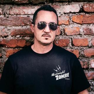 AV