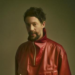 ES
