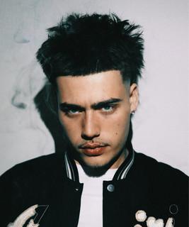 L