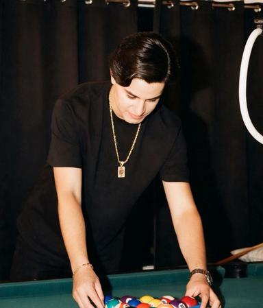LG
