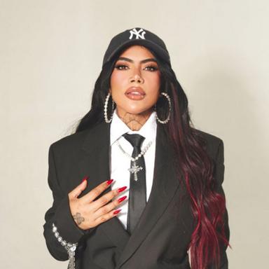 LA