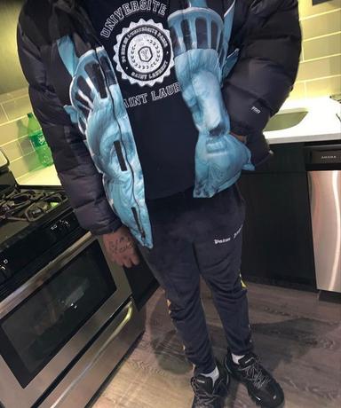 LA