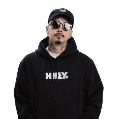 RH