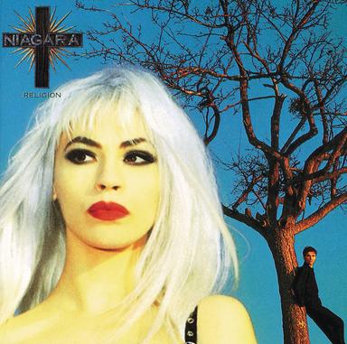 Pendant que les champs brûlent