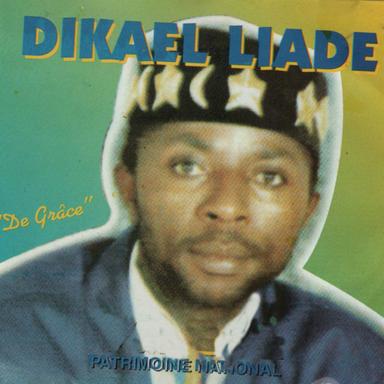 DÉ